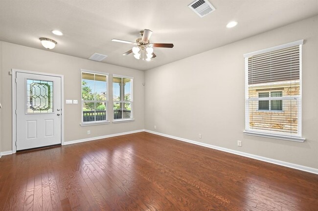 Foto del edificio - 1804 Colorado Bend Dr