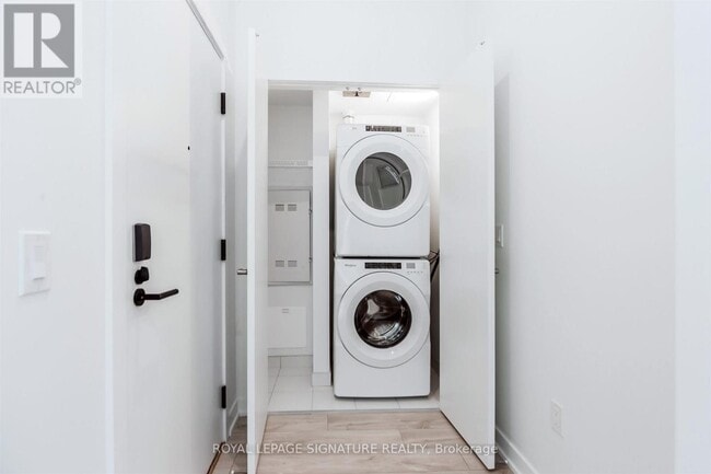 Building Photo - 720 Whitlock Ave