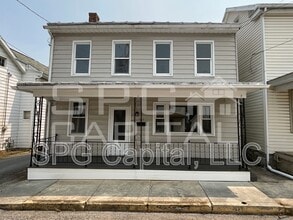 Building Photo - 115 N Penn St