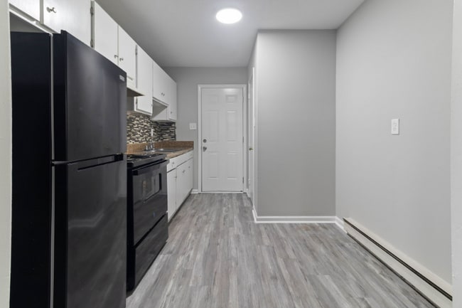 Foto del edificio - 6437 Starbrook Dr