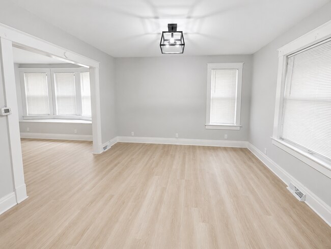 Foto del edificio - 815 Elmwood Ave