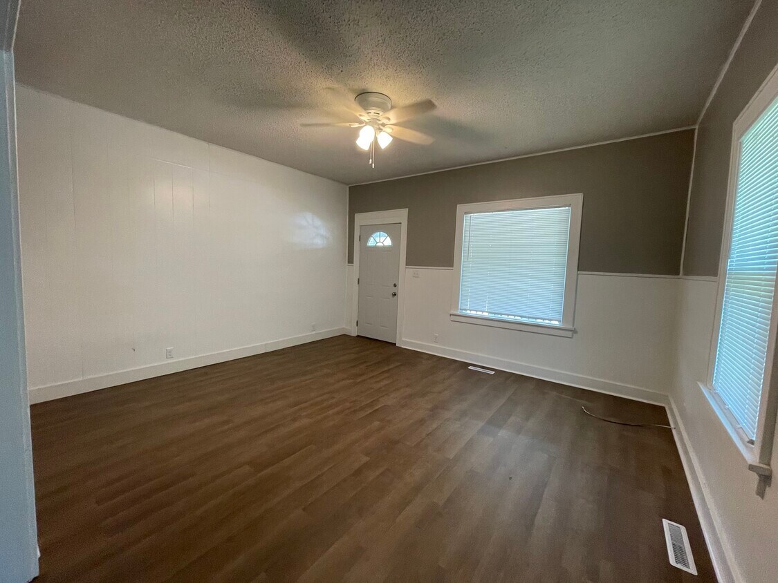 Foto principal - 1109 Stapler Ave