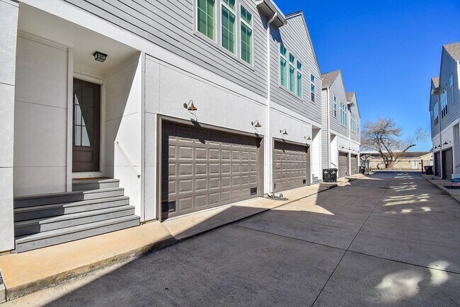 Foto del edificio - 6031 Cypress St