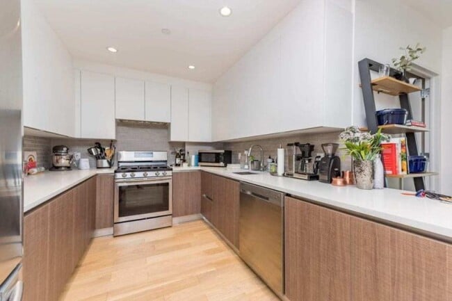 1 bedroom in Long Island City NY 11106 - 1 bedroom in Long Island City NY 11106 Apartment