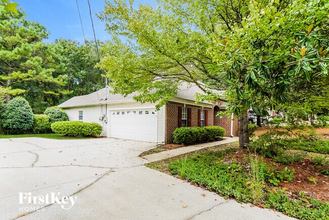 Building Photo - 318 Shelby Forest Dr