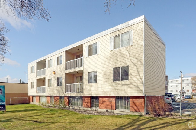 Building Photo - Oakmount Manor Apartments