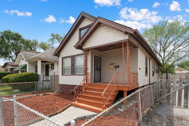 Foto del edificio - 10150 S Wentworth Ave