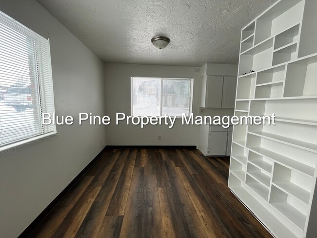 Building Photo - 351 East 15th Street