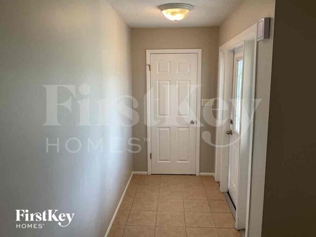 Foto del edificio - 557 Mayview Ave NW