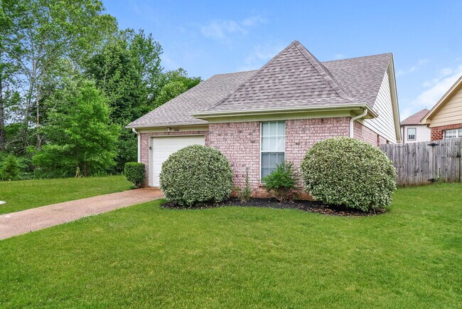 Foto del edificio - 2842 Misty Briar Cove