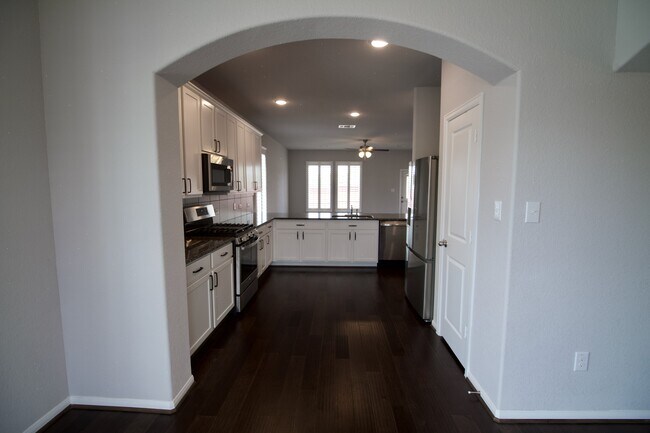 Foto del edificio - 383 Leadtree Loop