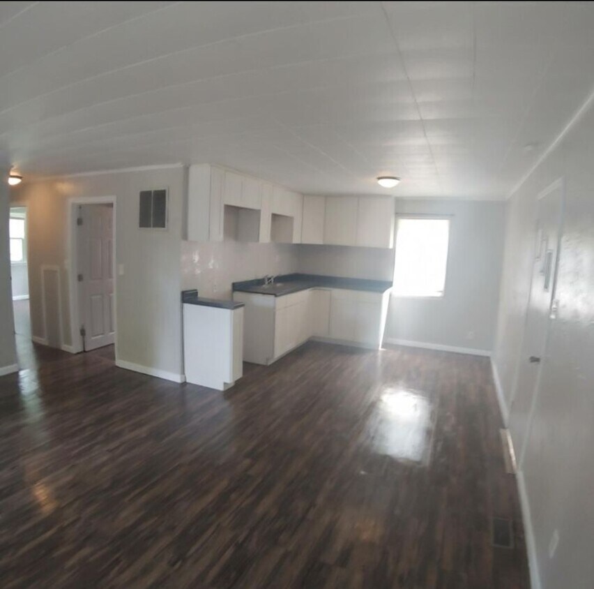 222 Moore Ave, Pendleton, IN 46064 House Rental in Pendleton, IN