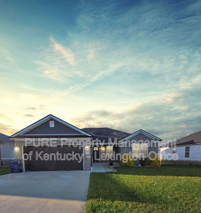 Building Photo - 521 Sapphire Dr