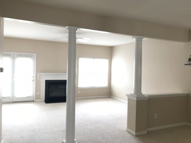 Building Photo - 6717 Mountain Majesty Way