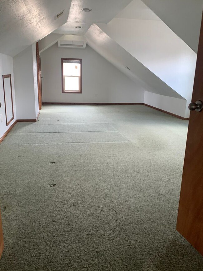 Foto del edificio - Spacious 3 Bedroom, 2 Bathroom Home near Aquaventure Water Park, Parks & Schools!