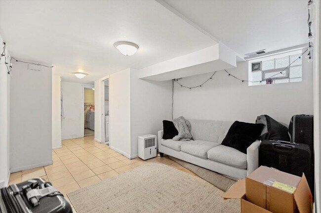 Foto del edificio - 1117 Foster St