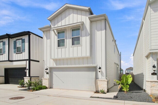 Building Photo - 2186 Shady Pier Dr