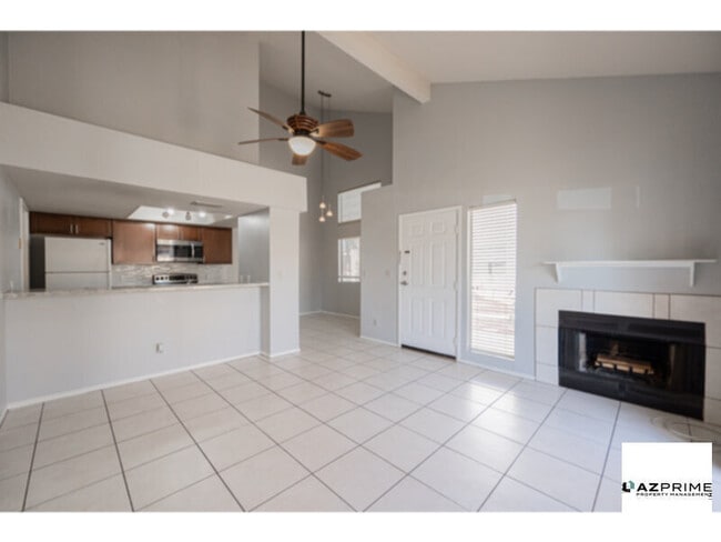 Building Photo - Curated Comfort in Chandler - Bright &amp;...