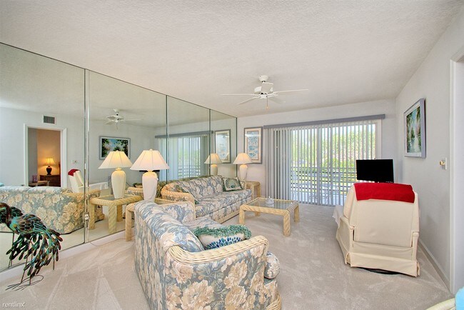 Building Photo - 300 Grand Royale Cir