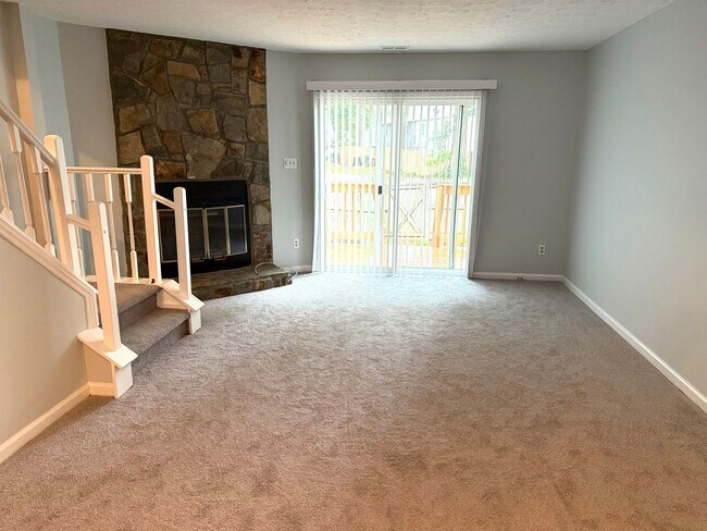 Foto del edificio - Charming Cary Home on Rosebrooks Drive: Comfort & Convenience Await!
