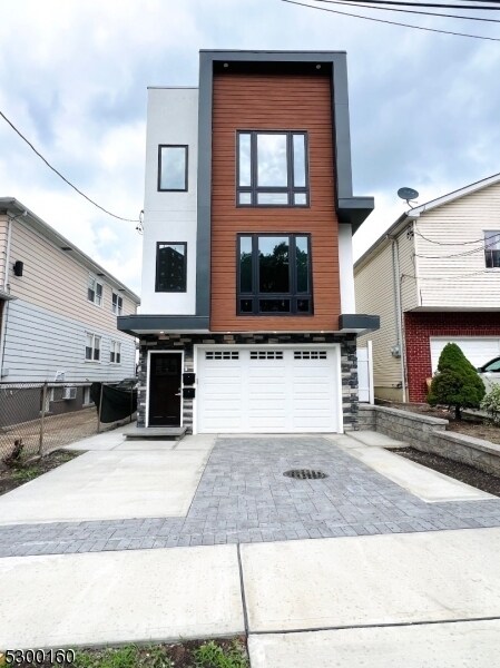 Primary Photo - 79 Watchung Ave