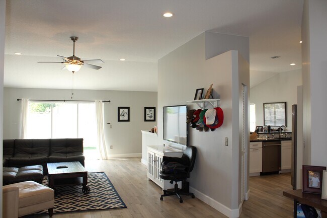 Foto del edificio - 12872 Meadowbend Dr