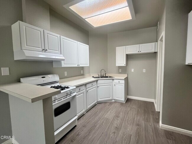 Foto del edificio - 3025 Isle Way