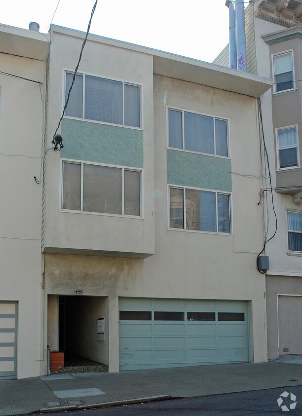Primary Photo - 290 17th Ave