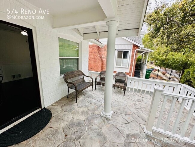 Foto del edificio - 574 Reno Ave