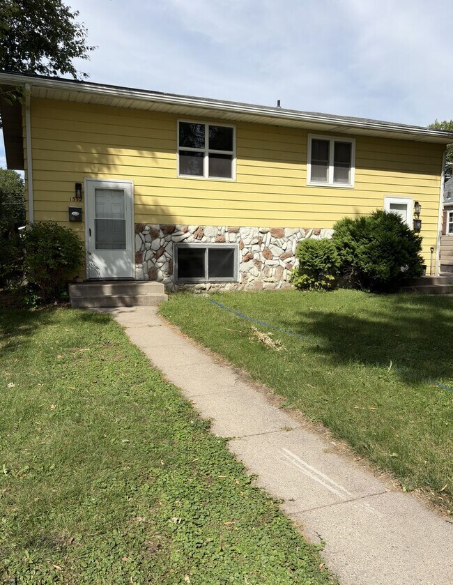 Building Photo - 1510-1512 9th Ave N