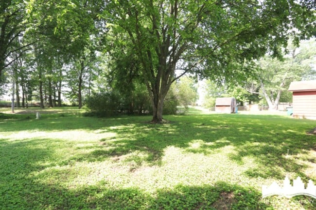 Foto del edificio - 11853 Dr Logan Rd