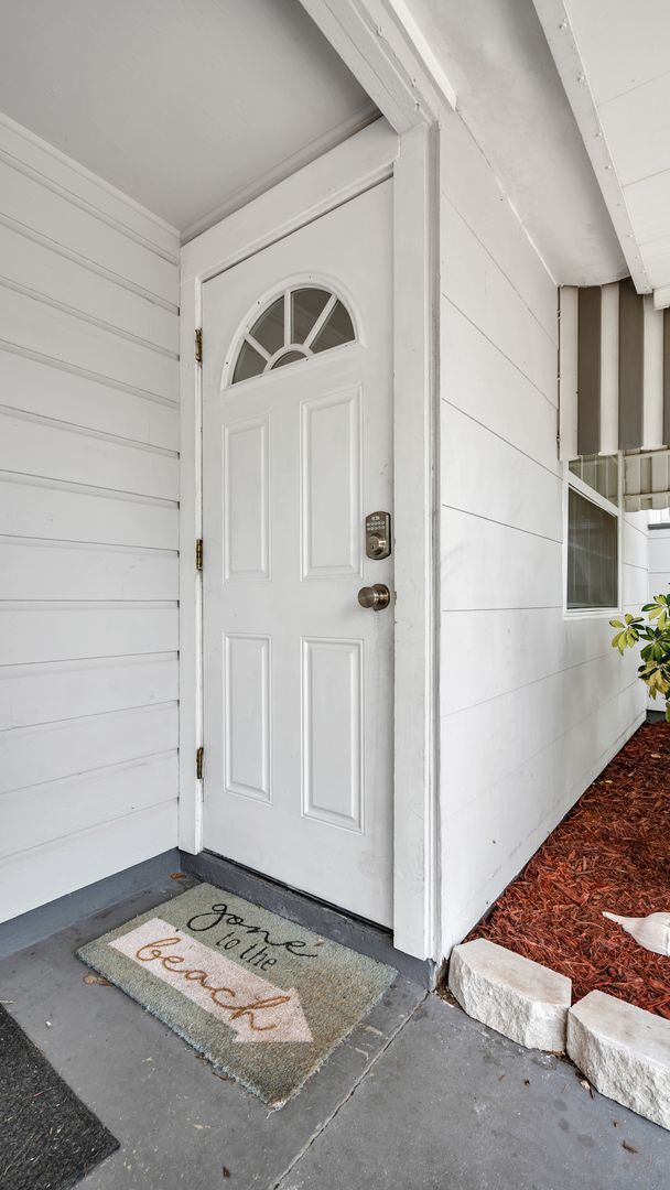Building Photo - Charming 2-Bed/1-Bath Home in North St. Pe...