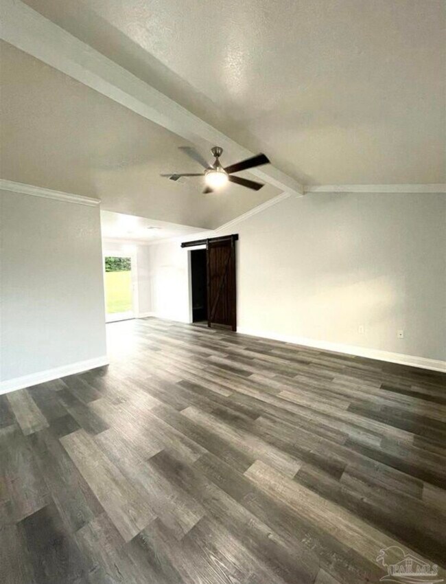 Foto del edificio - 137 Stephens Ln