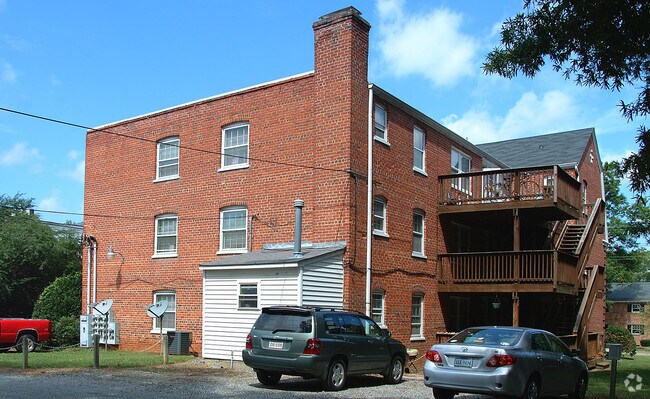 Building Photo - 4209 Grove Ave