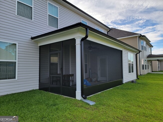 Building Photo - 135 Sams Dr