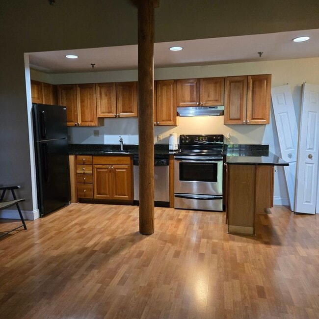 Foto del edificio - 335 Cypress St