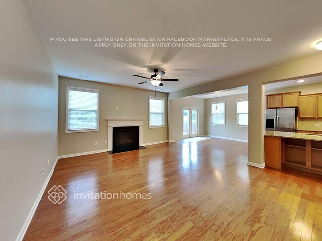 Foto del edificio - 3574 Fallen Oak Ln