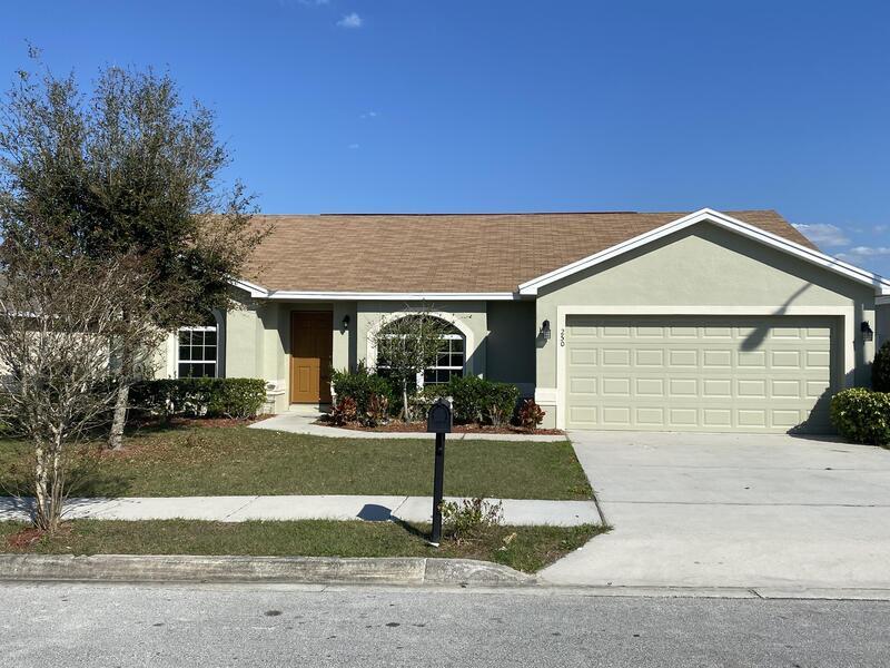 250 Highland Meadows Ct, Davenport, FL 33837 House Rental in Davenport, FL