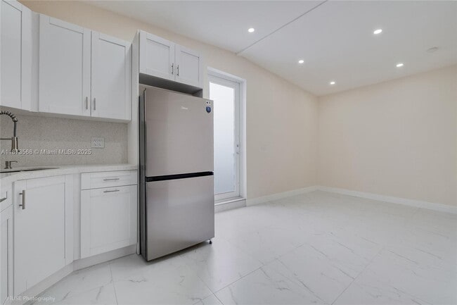 Foto del edificio - 10421 SW 184th St