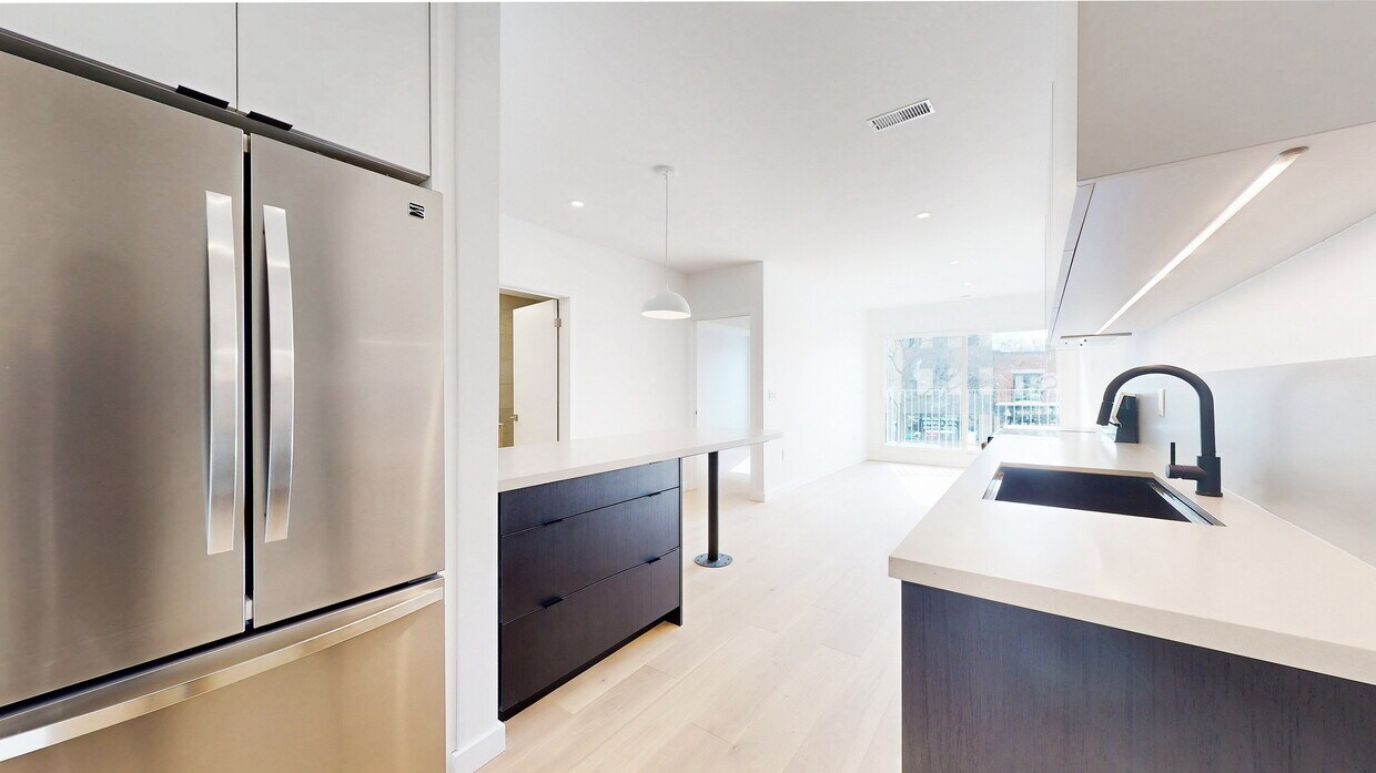 Photo principale - 3122 Dundas St W