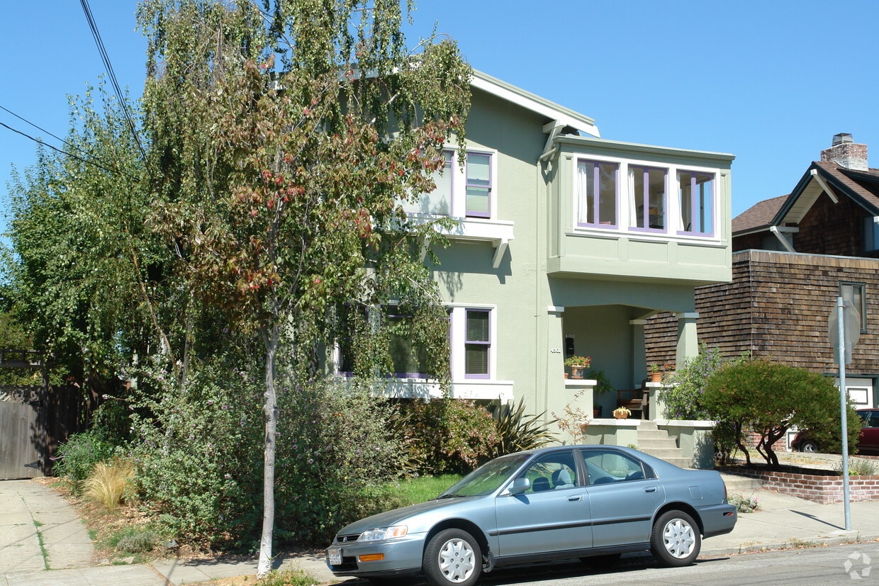 Building Photo - 4301 Gilbert St