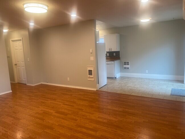 Foto del edificio - 749 NE 20th Pl