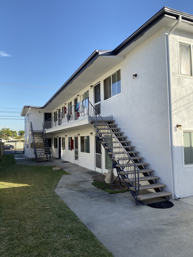 6109 Woodruff Ave. Lakewood - 6109 Woodruff Ave