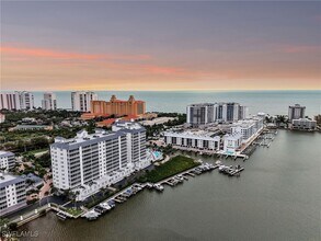 Building Photo - 400 Flagship Dr