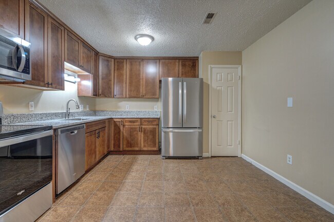 Foto del edificio - 135 Clover Valley Cir