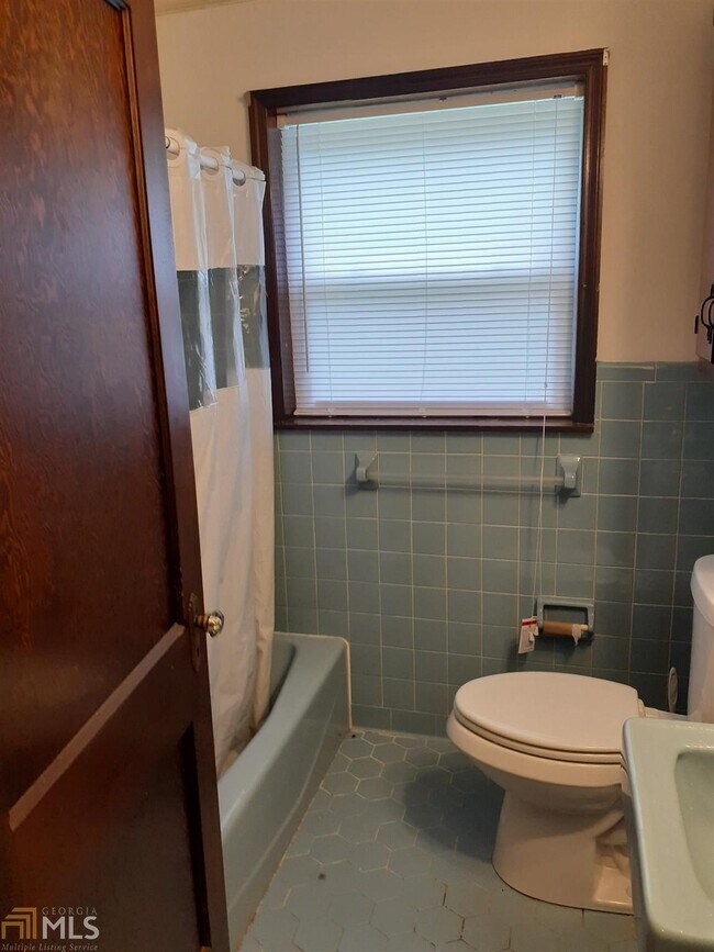 Foto del edificio - 1780 N Hill St