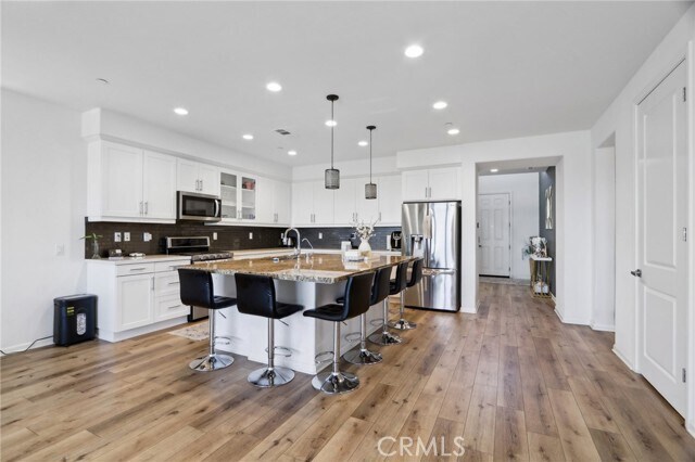 Foto del edificio - 25220 Golden Maple Dr