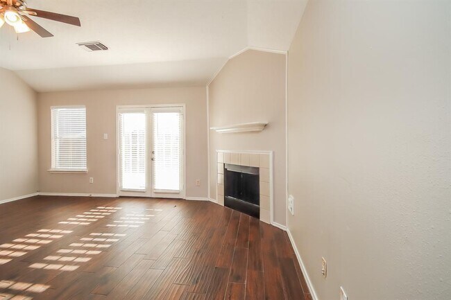Foto del edificio - 7902 Sundance Ct