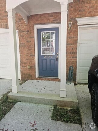 Building Photo - 2127 Dillard Crossing
