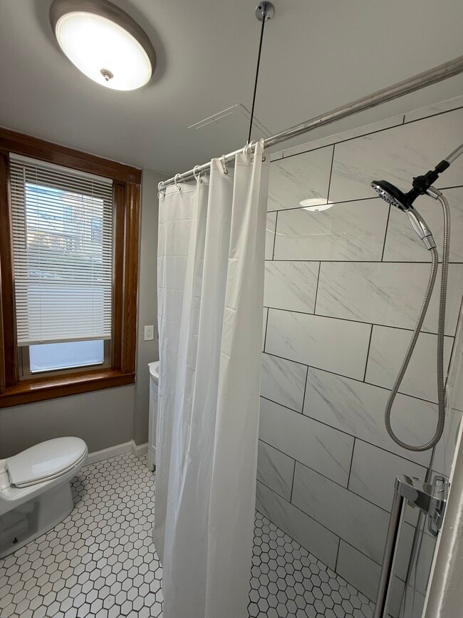 Building Photo - 99 Hancock St